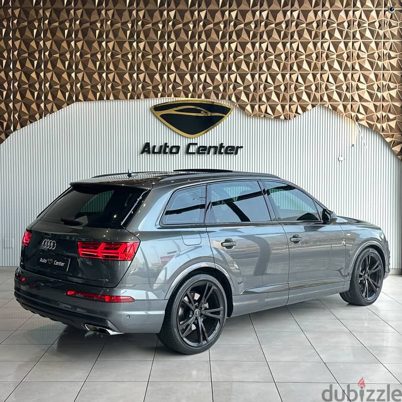 AUDI Q7 S-LINE QUATTRO 2019 GREY 4