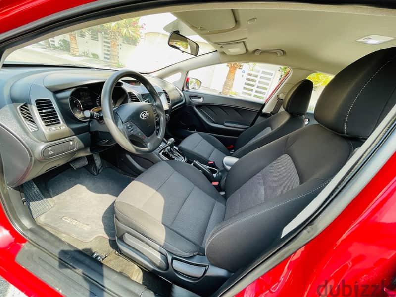Kia Cerato 2018 very good condition car 4