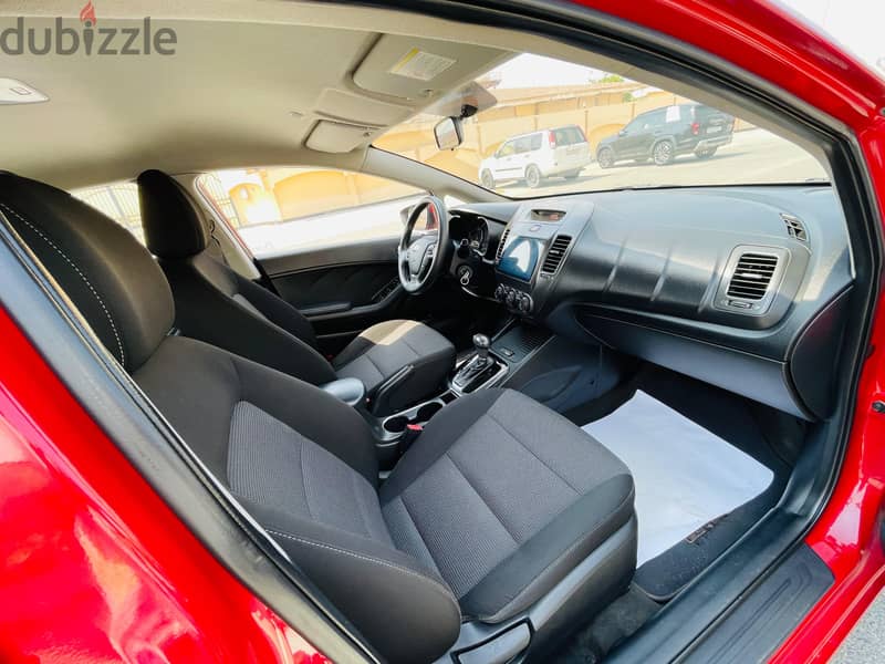 Kia Cerato 2018 very good condition car 5