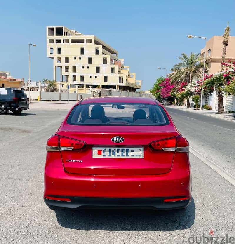 Kia Cerato 2018 very good condition car 6