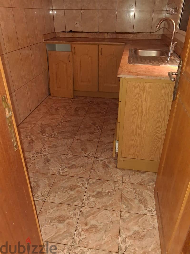 Newly renovated Unfurnished flat for rent 4