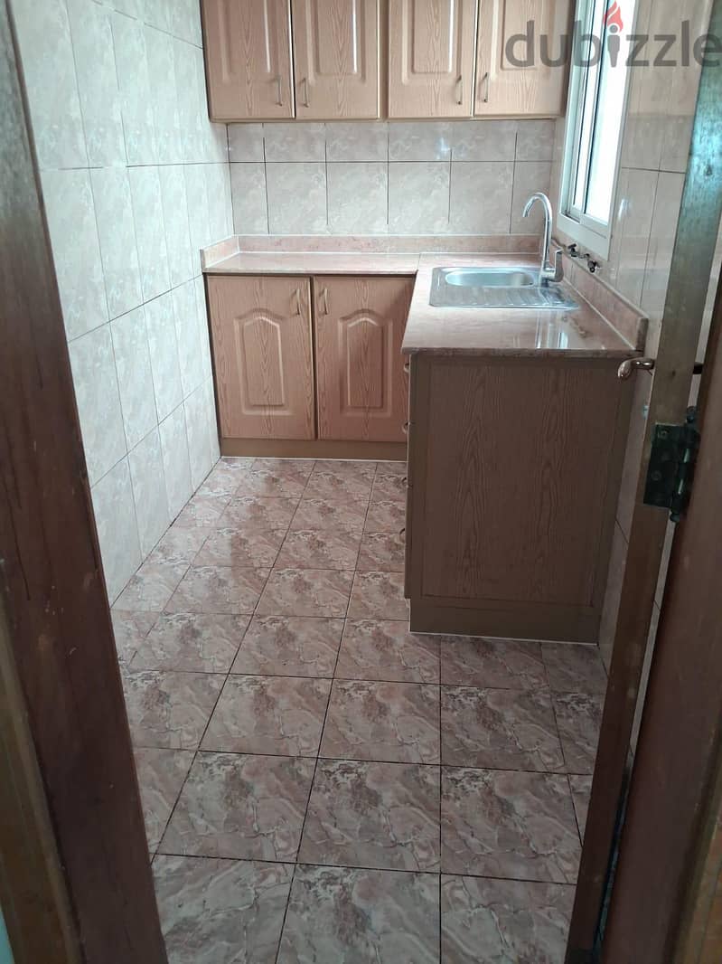 Newly renovated Unfurnished flat for rent 10