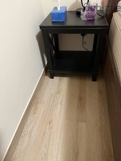 Bed side table