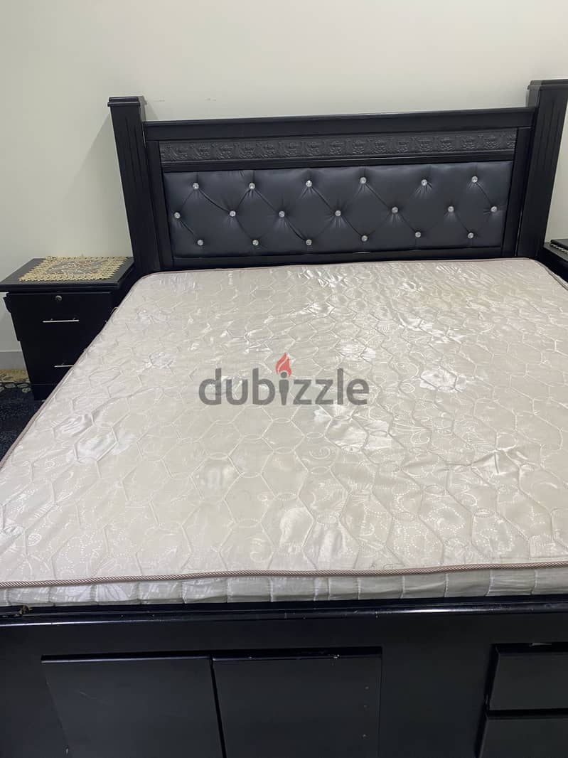 King size bed with side table without mattress 3