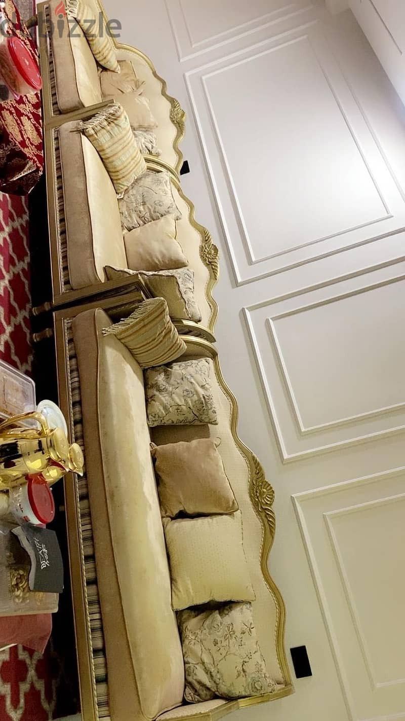 Very soft and bouncy sofas. 3 sofas golden colour. Different lengths. 1