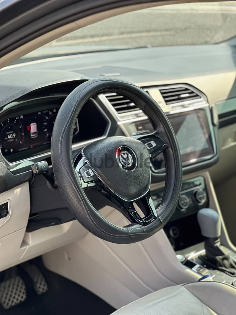 VOLKSWAGEN TIGUAN 4MOTION 2020 GREY 6