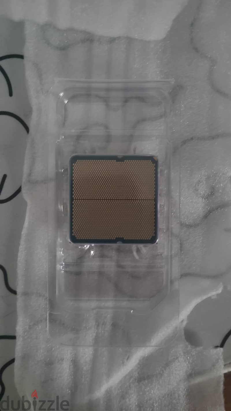 للبيع: معالج AMD Ryzen 7 9850X3D (جديد) 1