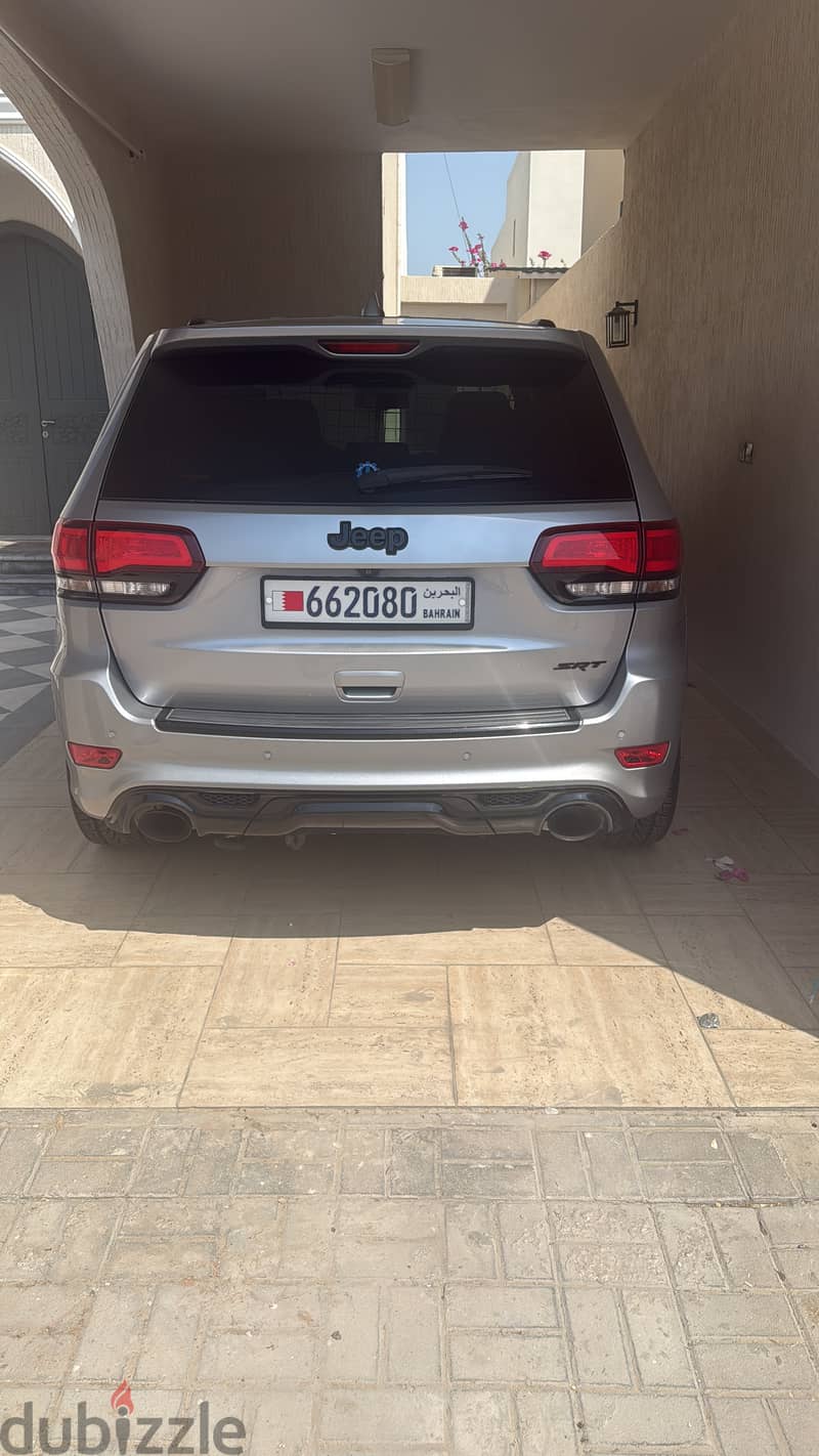 Jeep Grand Cherokee 2015 SRT 1
