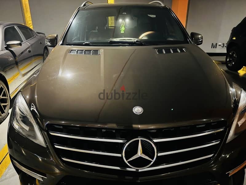 Mercedes-Benz 4 matic ML 400 2016 with two original keys 12