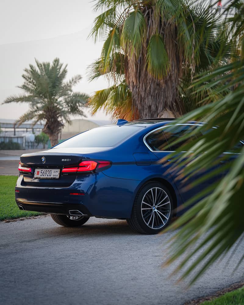 BMW 5-Series 2022 520i 2