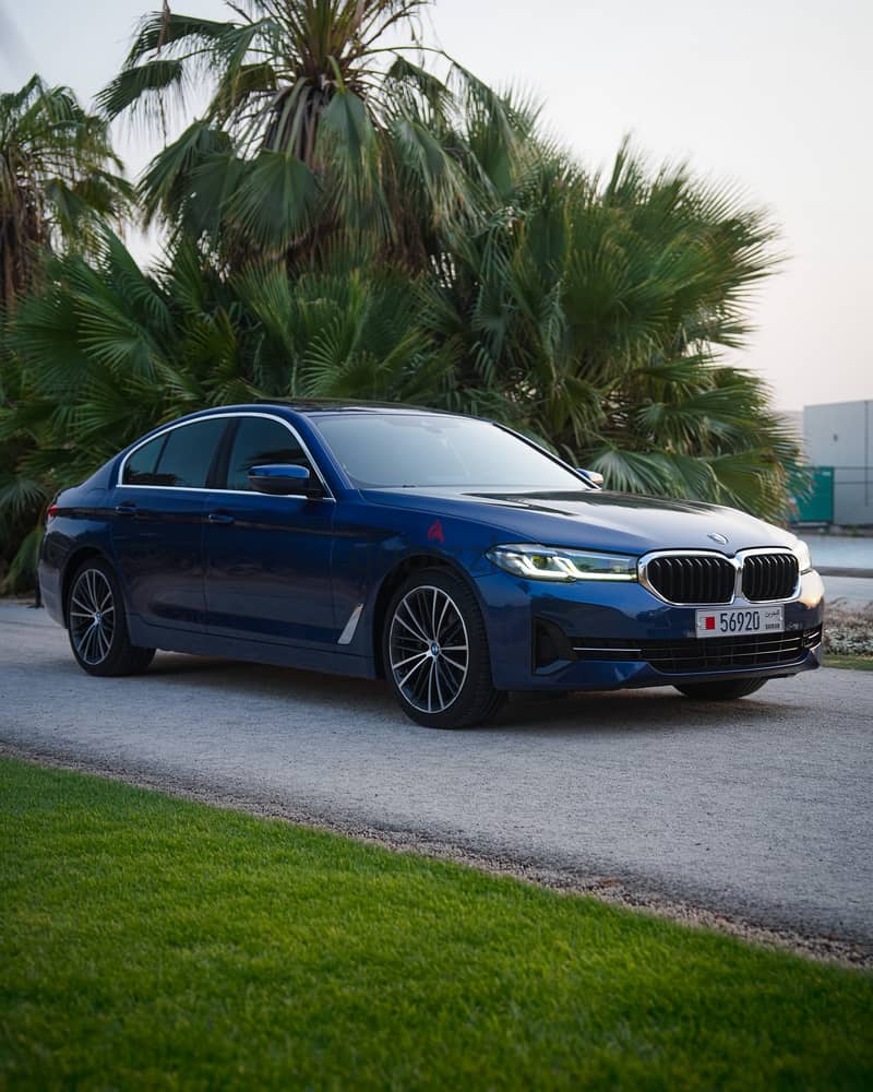 BMW 5-Series 2022 520i 6