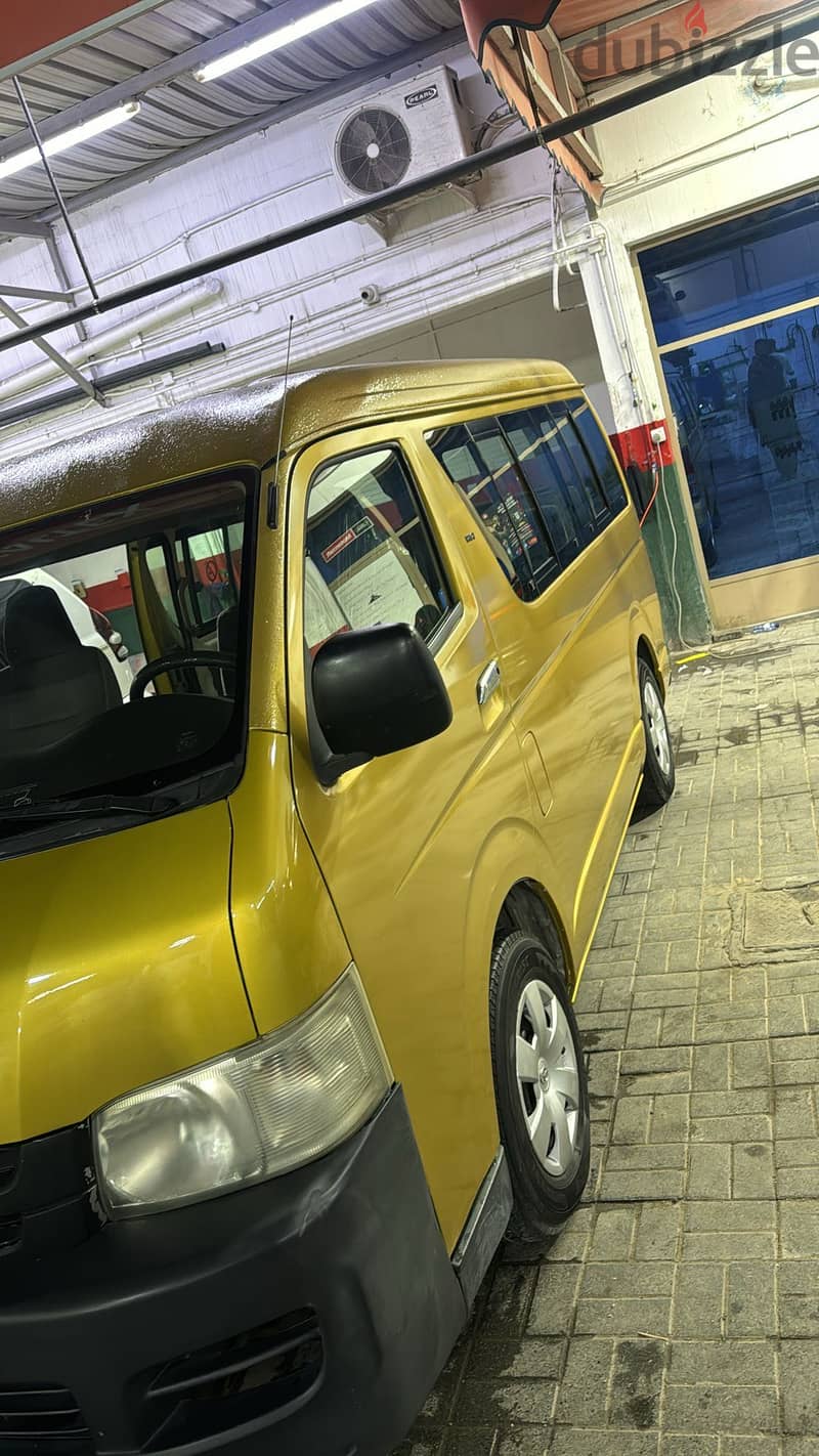 Mini bus available for rent midroof 2010 model 1
