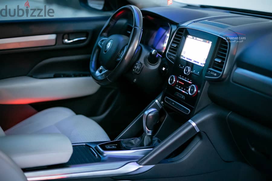 Renault Koleos 2017 Black  Zero Accident  Sunroof  Agency  BahrainSpec 8