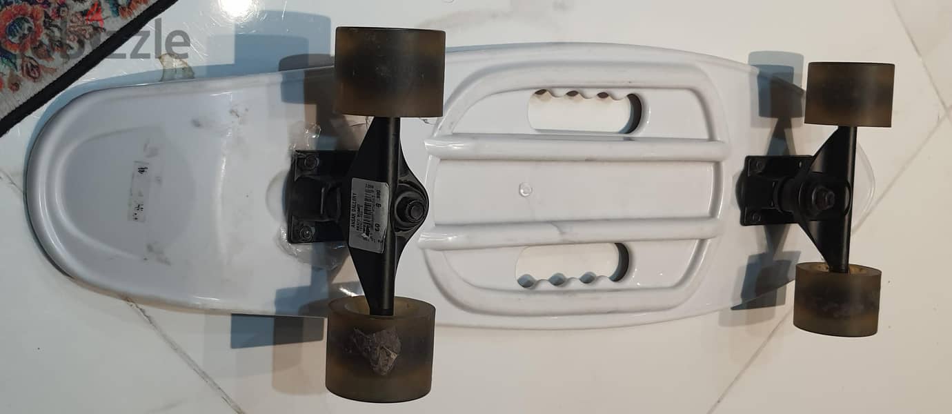 Used Skateboards for Sale – Wooden Cruiser & Heavy-Duty White Cruiser 5