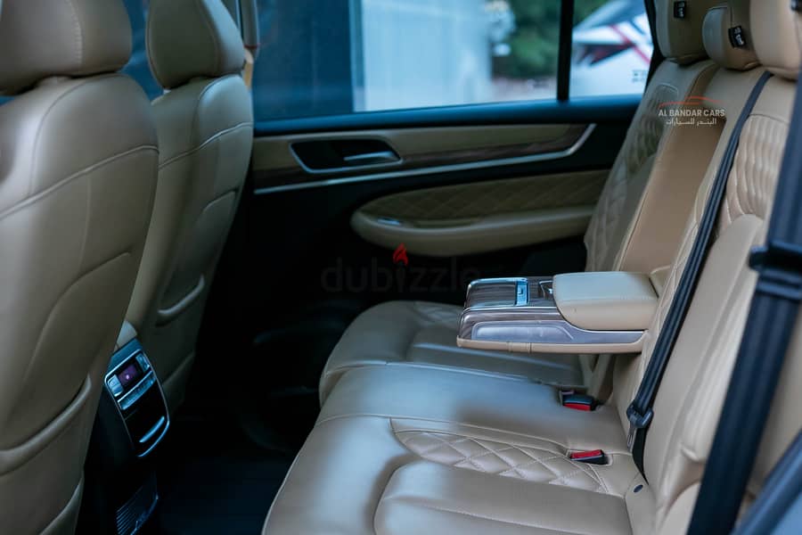 MG RX8 2021 Grey  7-Seater  Panoramic Roof  Agency  Warranty  Bahrain 10