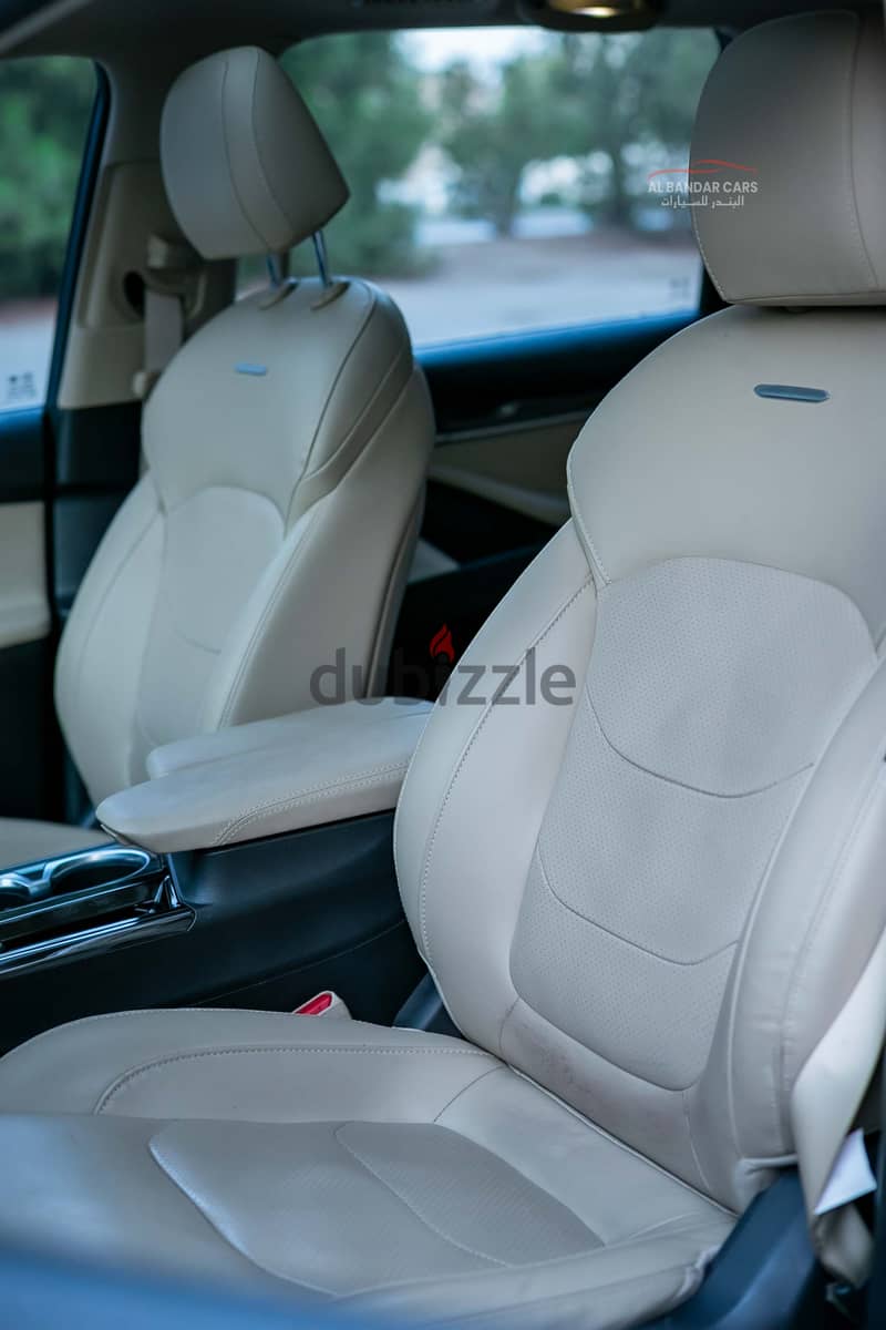 Maxus D90 2020 Blue  7-Seater  Low Mileage  Agency  Full Insurance 12
