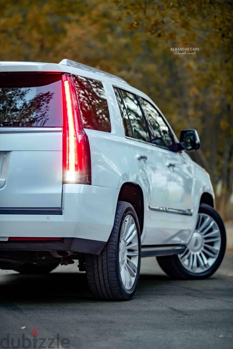 Cadillac Escalade 2016 White  V8  Bahrain Spec  BD 8,850 Neg. 9