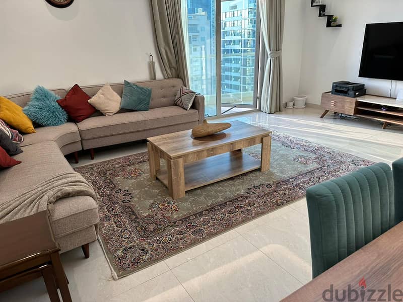 Bright Flat with City and Sea View 1