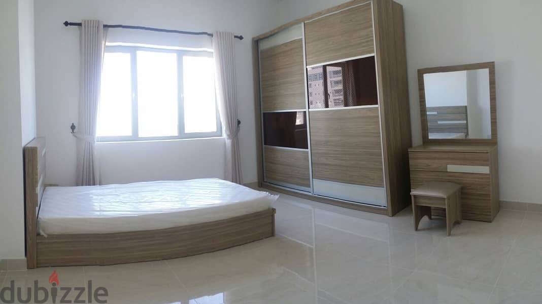 Bright Flat with City and Sea View 5