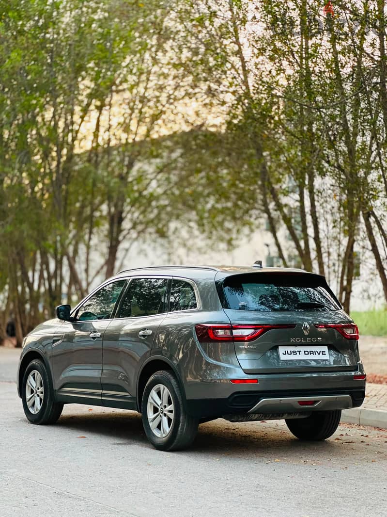 RENAULT KOLEOS 2021 MODEL FULLY AGENT MAINTAINED FAMILY SUV 1