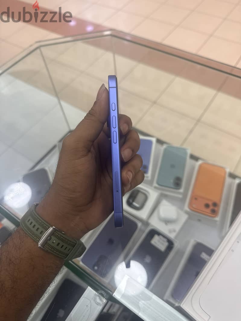 Apple - iPhone 16 3