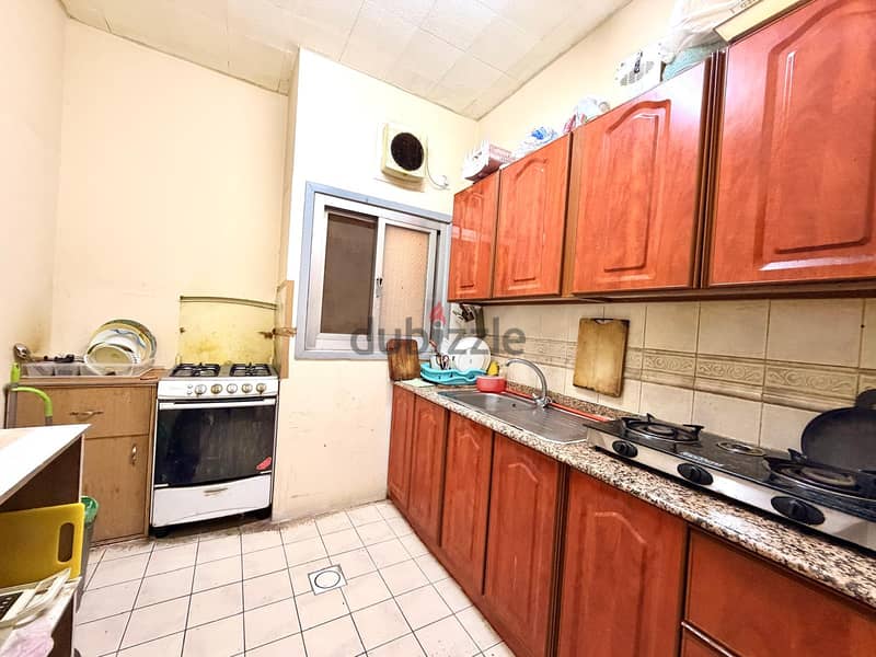 Room for Rent - Adliya 2