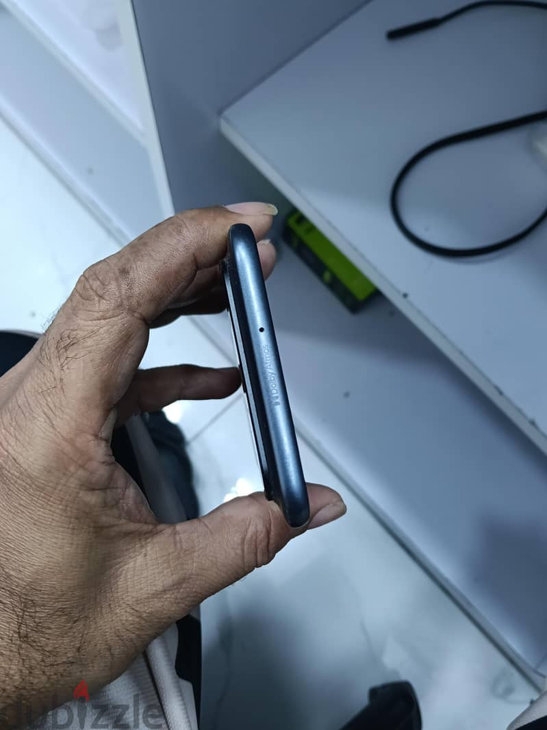 Tecno POVA slim 4