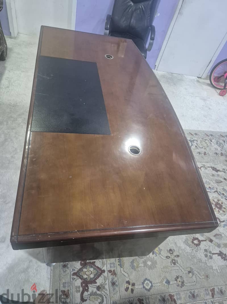 office table & chair 3