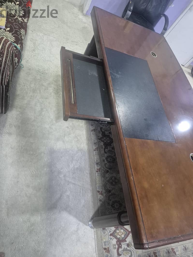 office table & chair 4