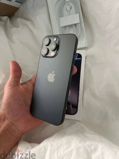 Apple - iPhone 16 Pro Max 92% battery