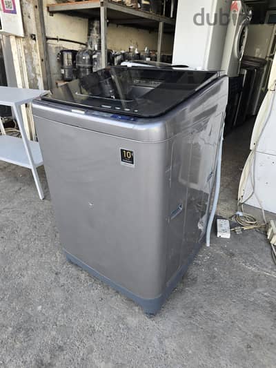 Hitachi 24 kg washing machine for sale