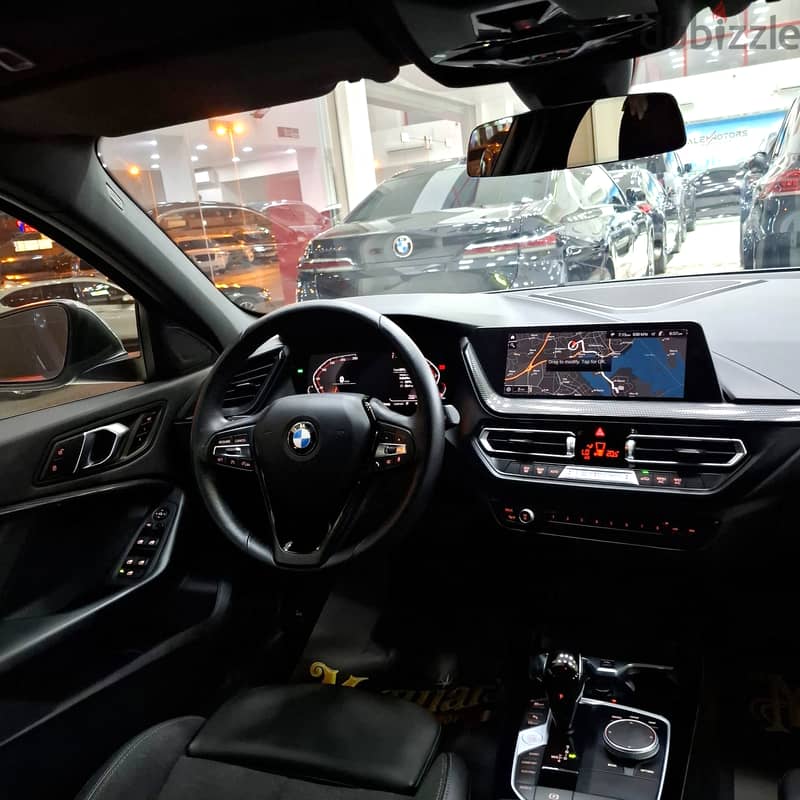 BMW 1-Series 120i 2022 4