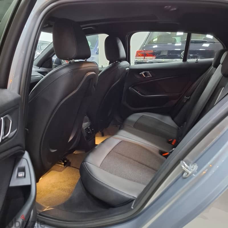 BMW 1-Series 120i 2022 5