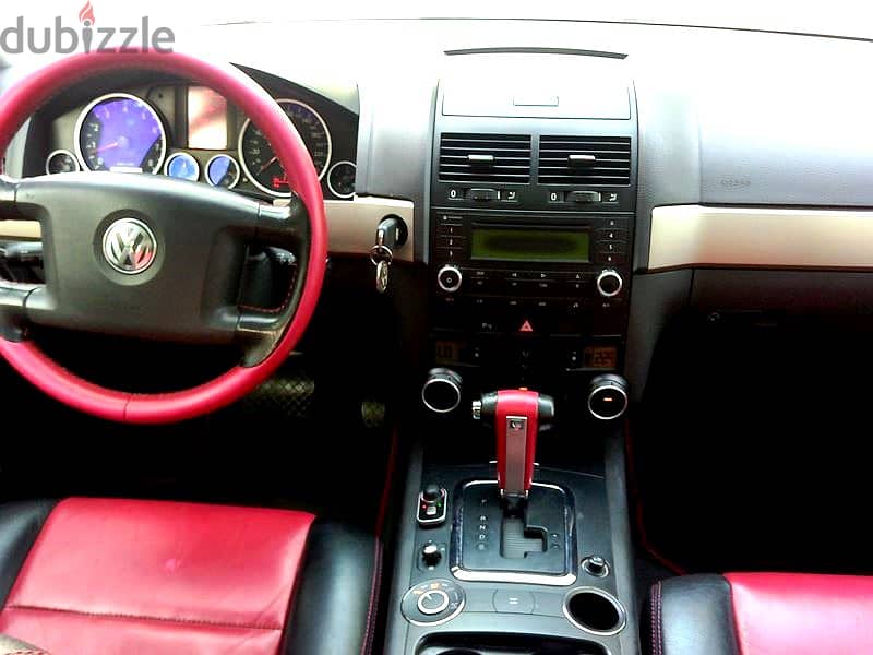 Volkswagen Touareg 3.6 V6 Full option # First Owner # Well Maintained 4