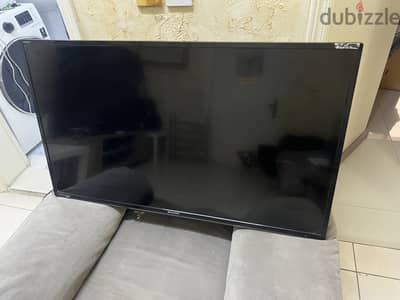 Sharp LCD TV 40”