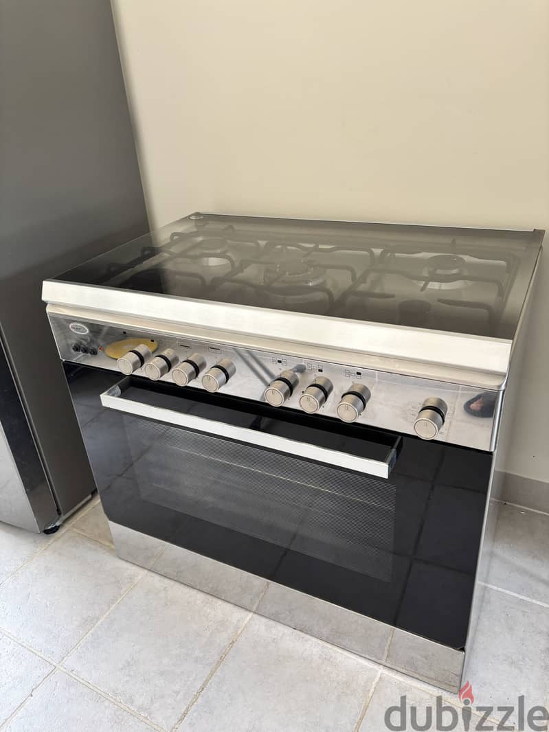 Glemgas 5-Burner Gas Cooker with Oven – Good Working Condition 1