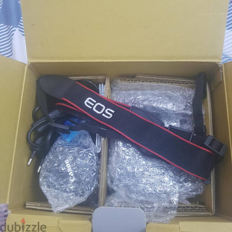 canon 2000D DSLR camera with Wi-Fi connection 5