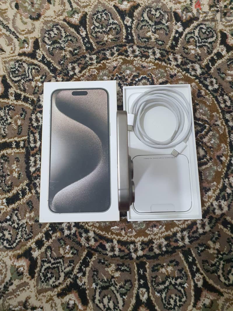 آبل - آيفون 15 برو ماكس 3