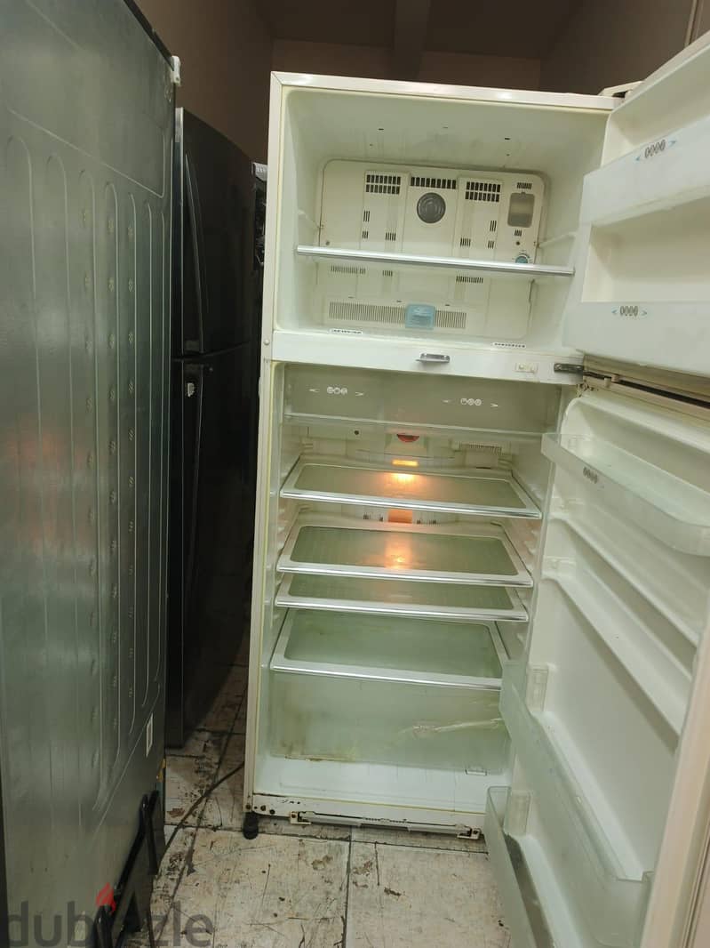 for sale fridge Hitachi 3