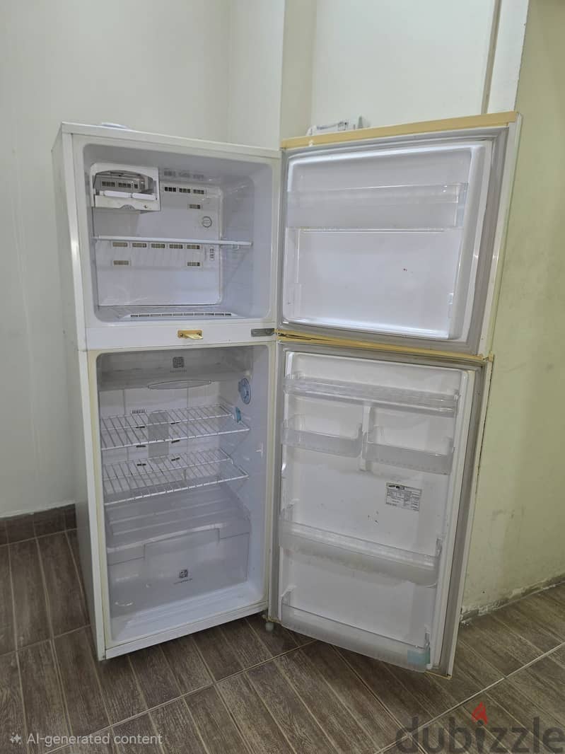 Samsaung fridge for sale 1