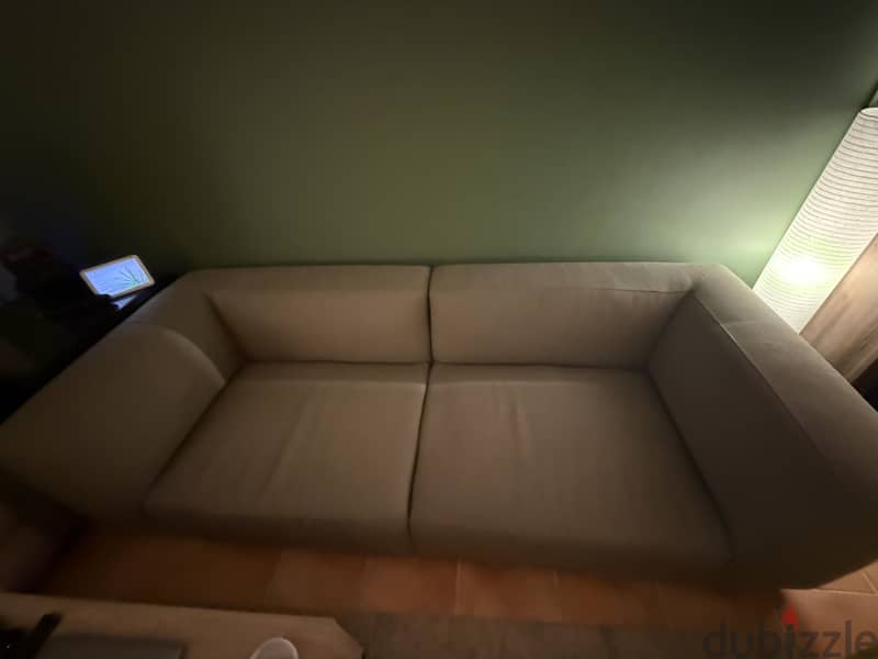 SOFA SEATER 1