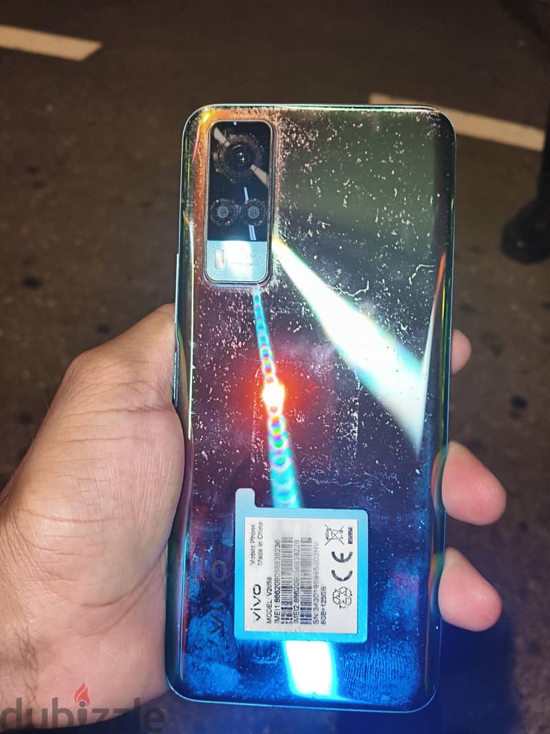 Vivo Y50 1