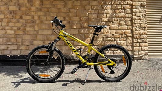 Scott kids bicycle size 20 in excellent condition