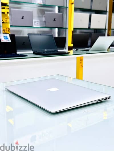 Apple MacBook Air i5