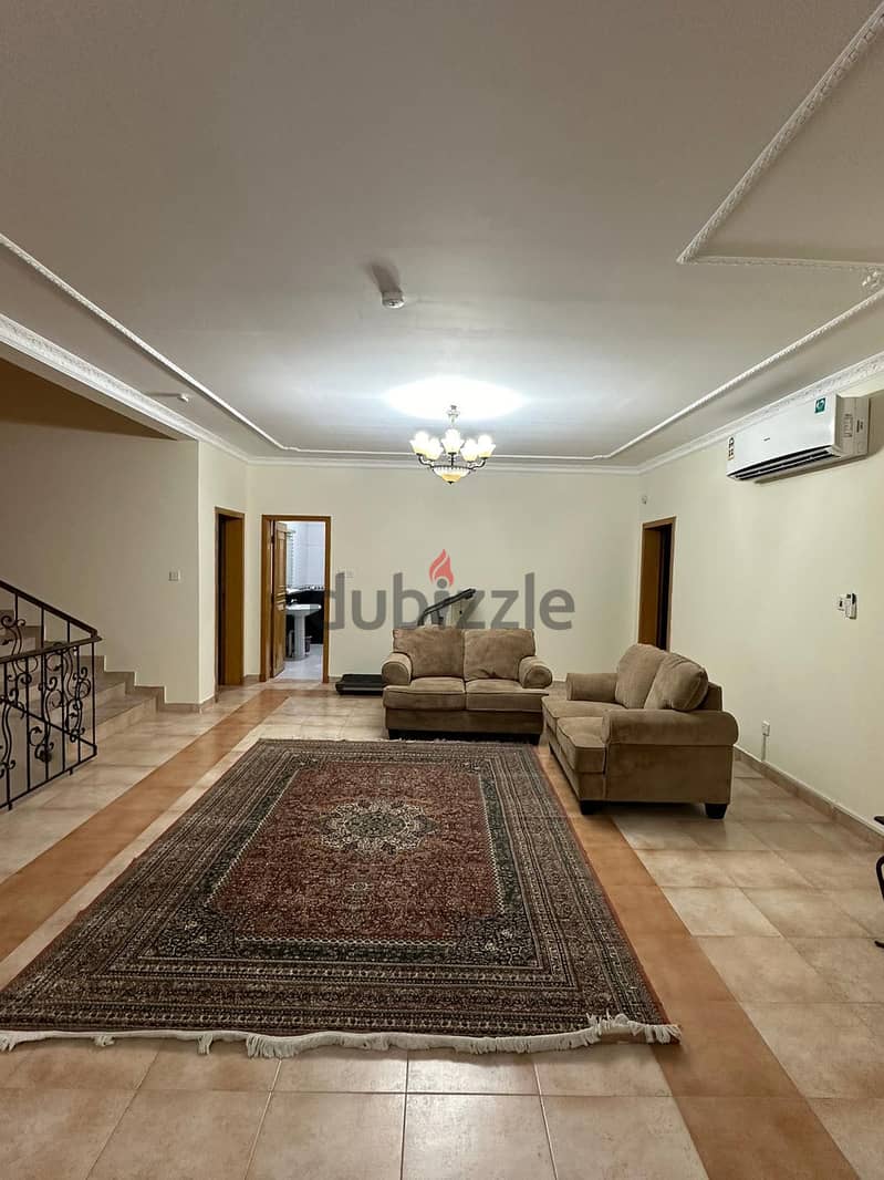 Villa for rent in Juffair 4