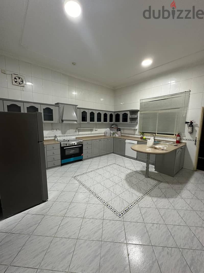Villa for rent in Juffair 12