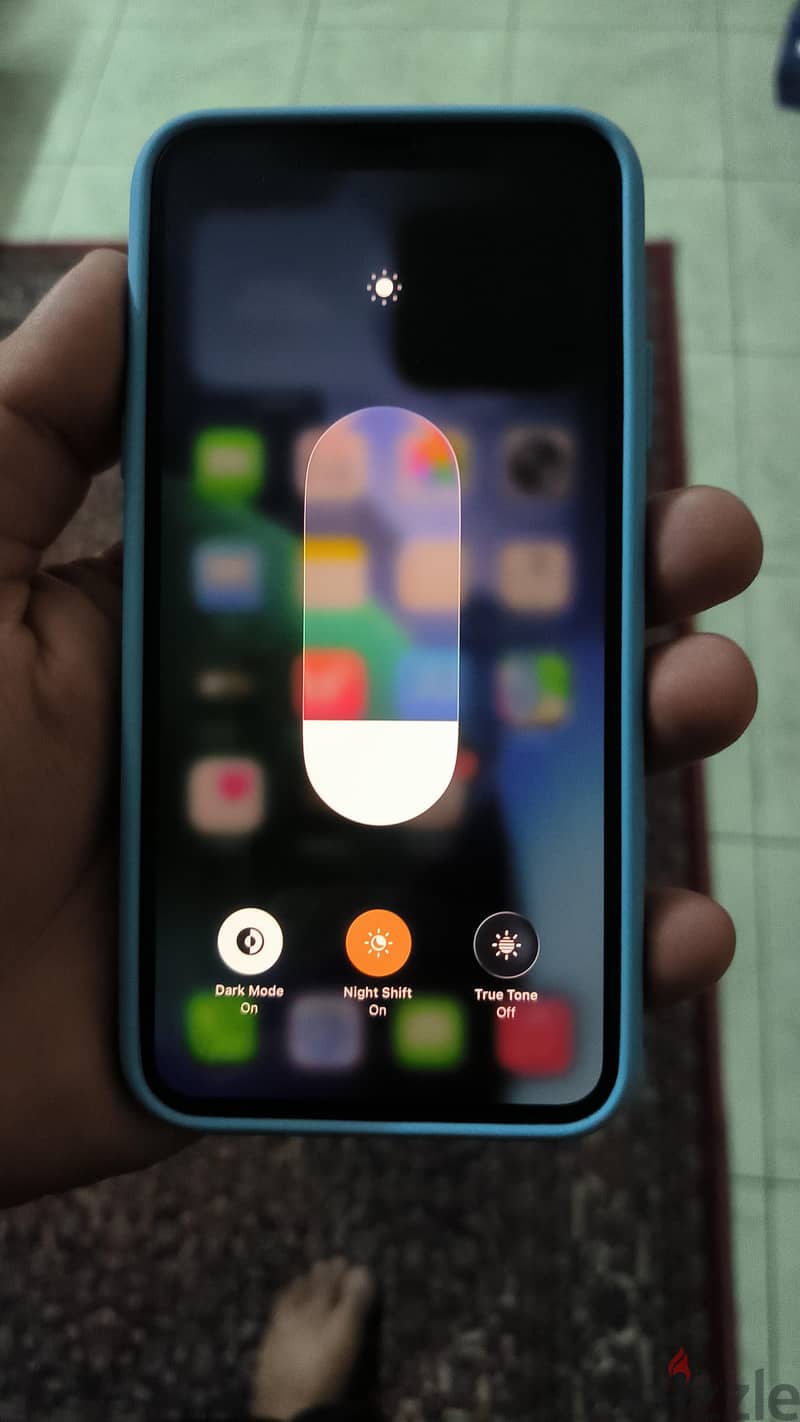 Exchange possible iPhone 11 Pro Max rom 256 gb gulf model 4