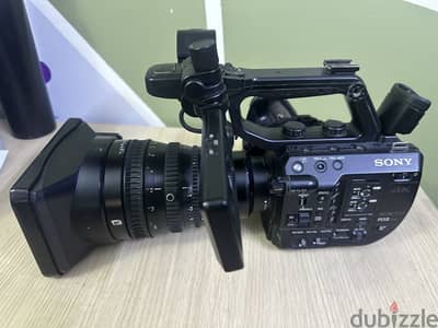 Sony FS5Mark 2 camera+FE pz 28-135 G OSSlens+18-105Glens