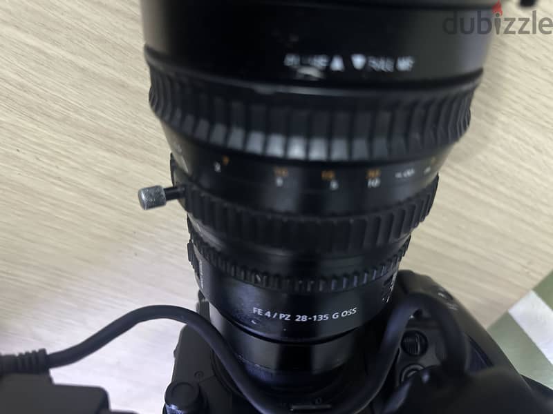 Sony FS5Mark 2 camera+FE pz 28-135 G OSSlens+18-105Glens 1