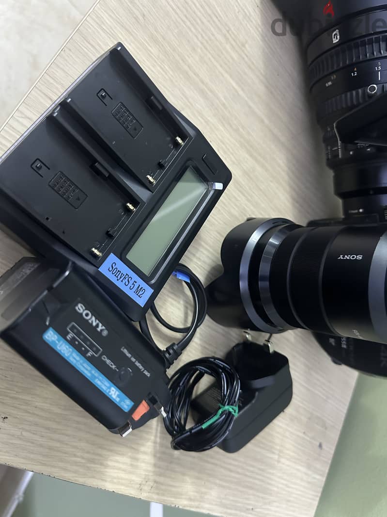 Sony FS5Mark 2 camera+FE pz 28-135 G OSSlens+18-105Glens 10